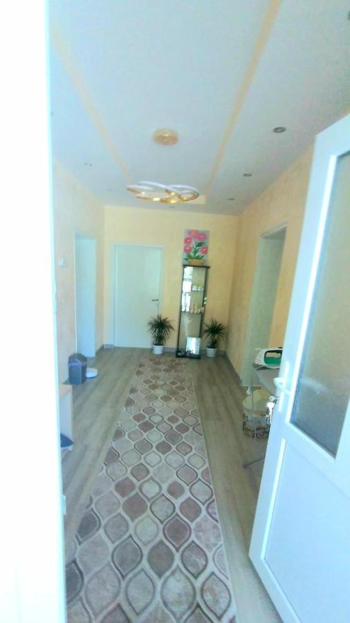 Rose&Water Guest house Pavel Banya Extérieur photo