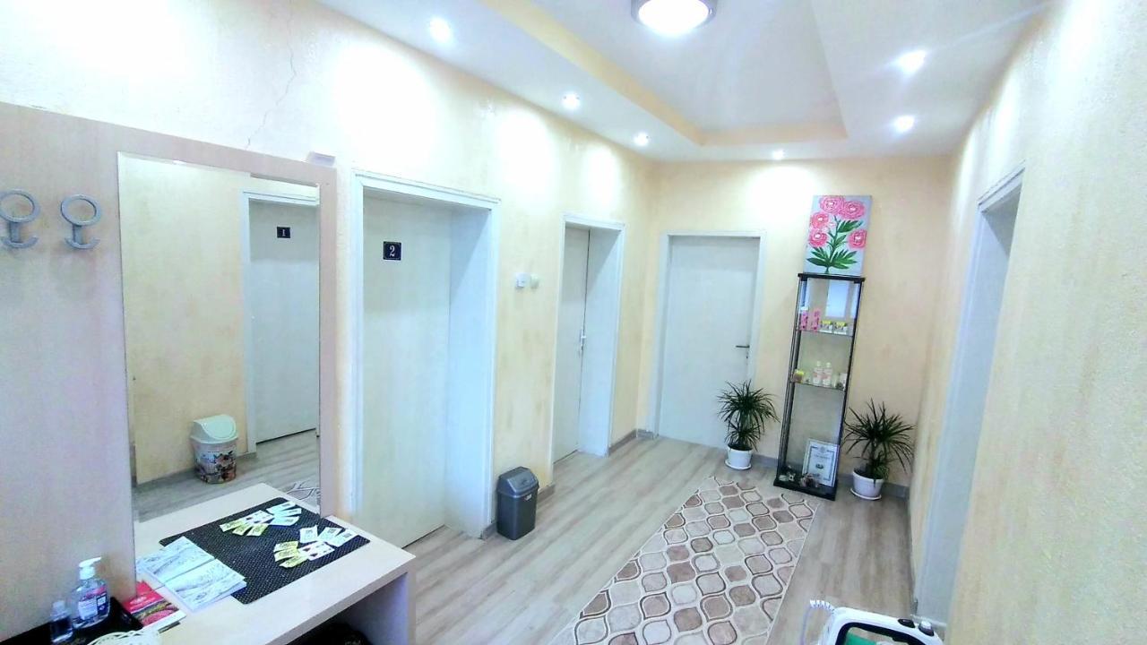 Rose&Water Guest house Pavel Banya Extérieur photo